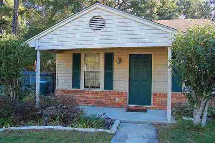 2379 Ian Drive, Tallahassee, FL 32303