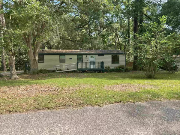 2225 pineland Drive, Tallahassee, FL 32317