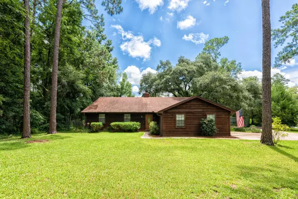 8241 Bridge Water Trail, Tallahassee, FL 32312-5080