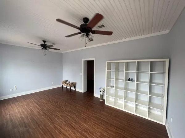 Lanark Village, FL 32323,5-3 Parker Avenue