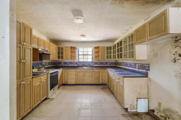 Other Florida, FL 32437,5387 Still Pond Road