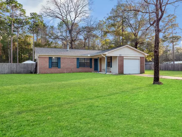 53 Bob Miller Road, Crawfordville, FL 32327