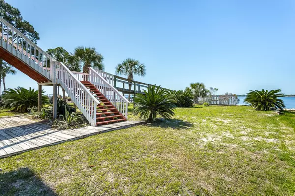 Ochlockonee Bay, FL 32346,51 Pompano Drive