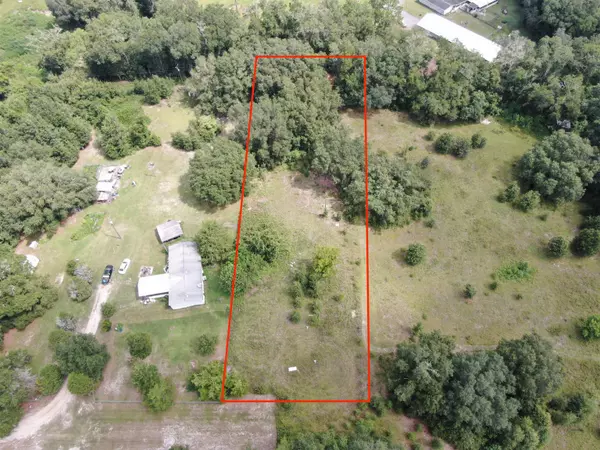 279 SE Walther Trail,  Lee,  FL 32059