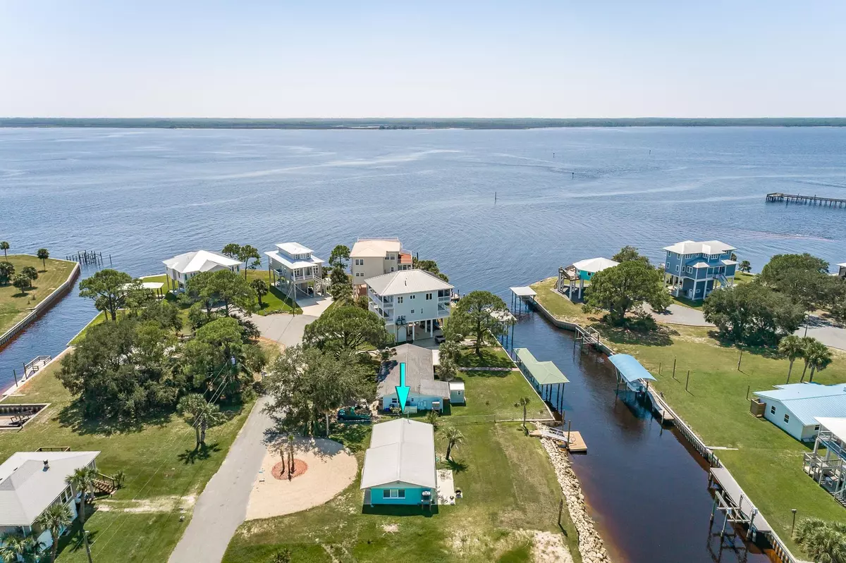 Panacea, FL 32346,56 Blue Heron Way