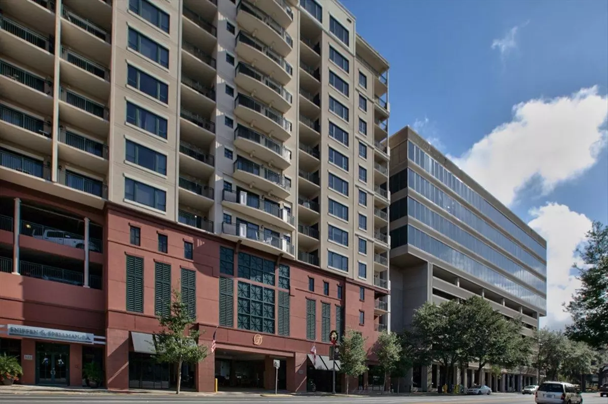 Leon County, FL 32301,121 N Monroe Street #1009