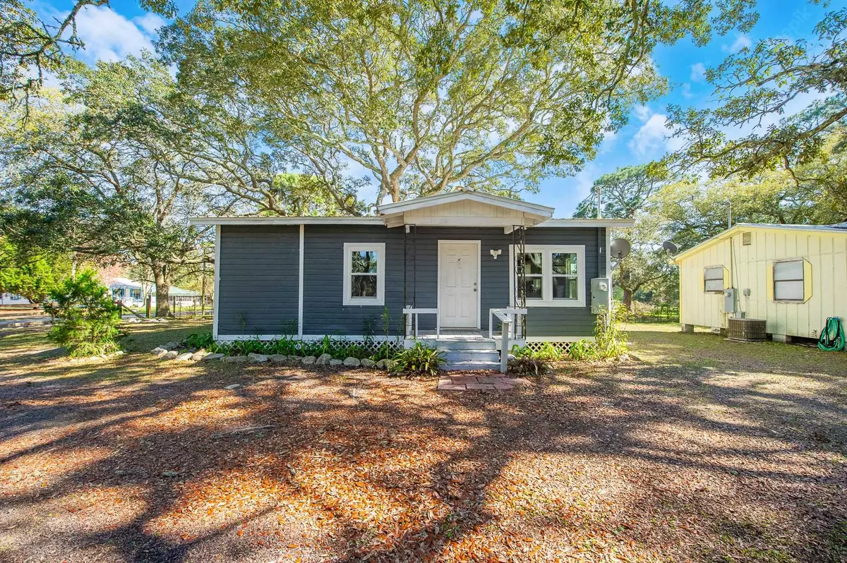 East Point, FL 32328,496 Avenue A