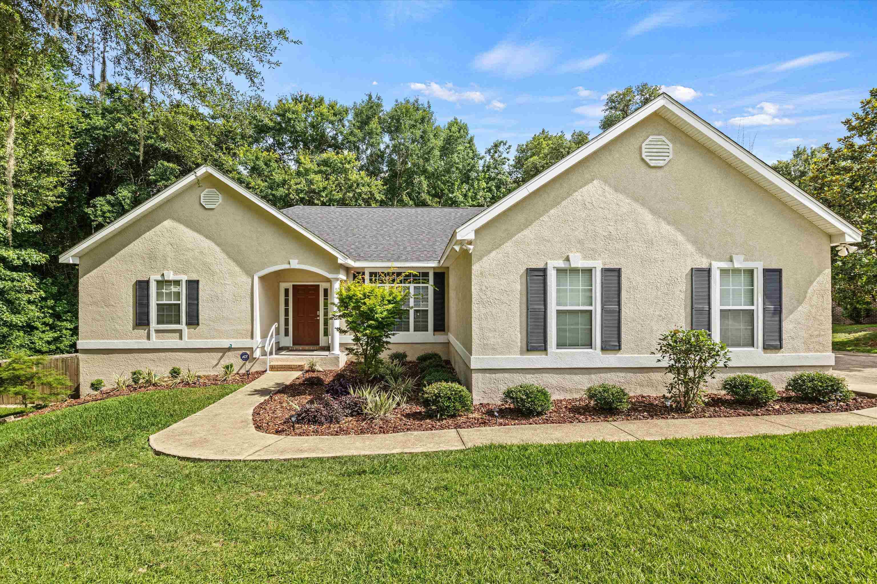 1213 E Conservancy Drive, Tallahassee, FL 32312