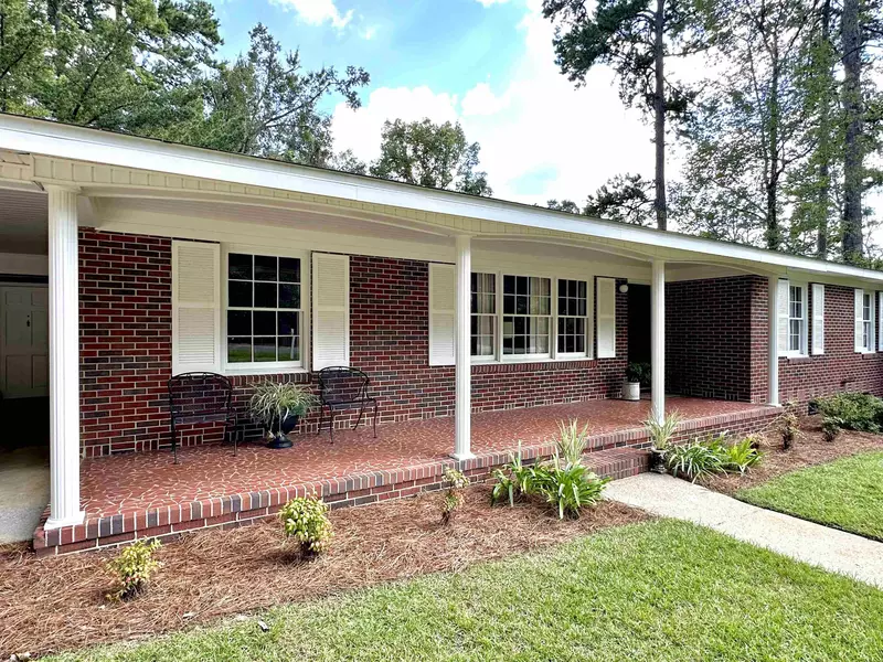 903 Piedmont Drive, Tallahassee, FL 32312