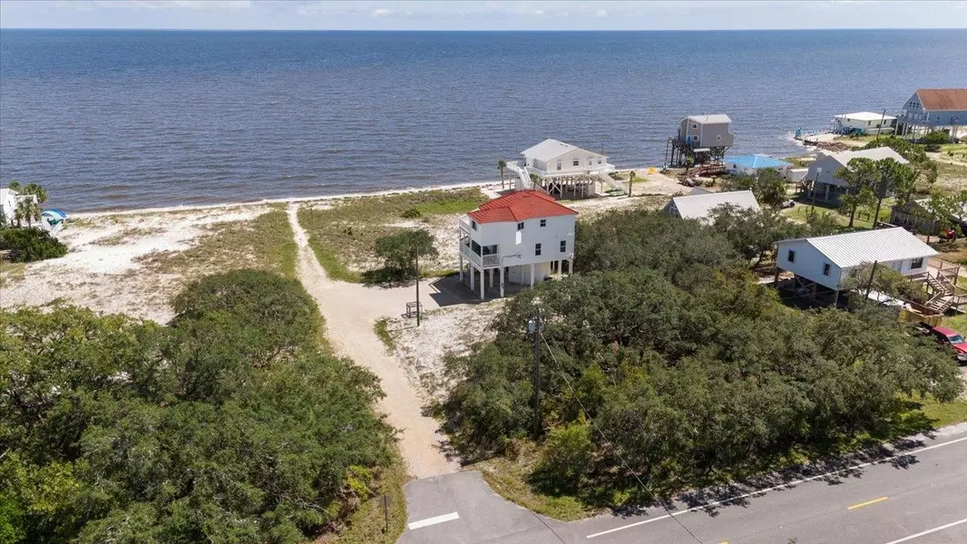 6 Kingfish Street, Alligator Point, FL 32346