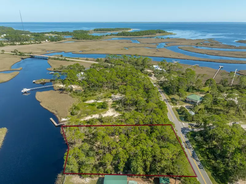 141 Timber Island Road, Carrabelle, FL 32322-5003