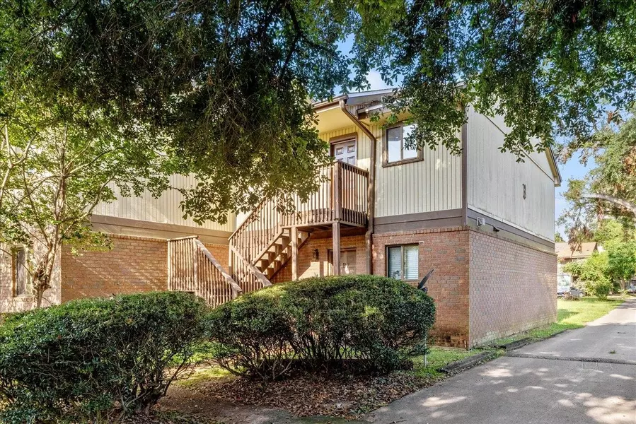 216 Dixie Drive #8, Tallahassee, FL 32304