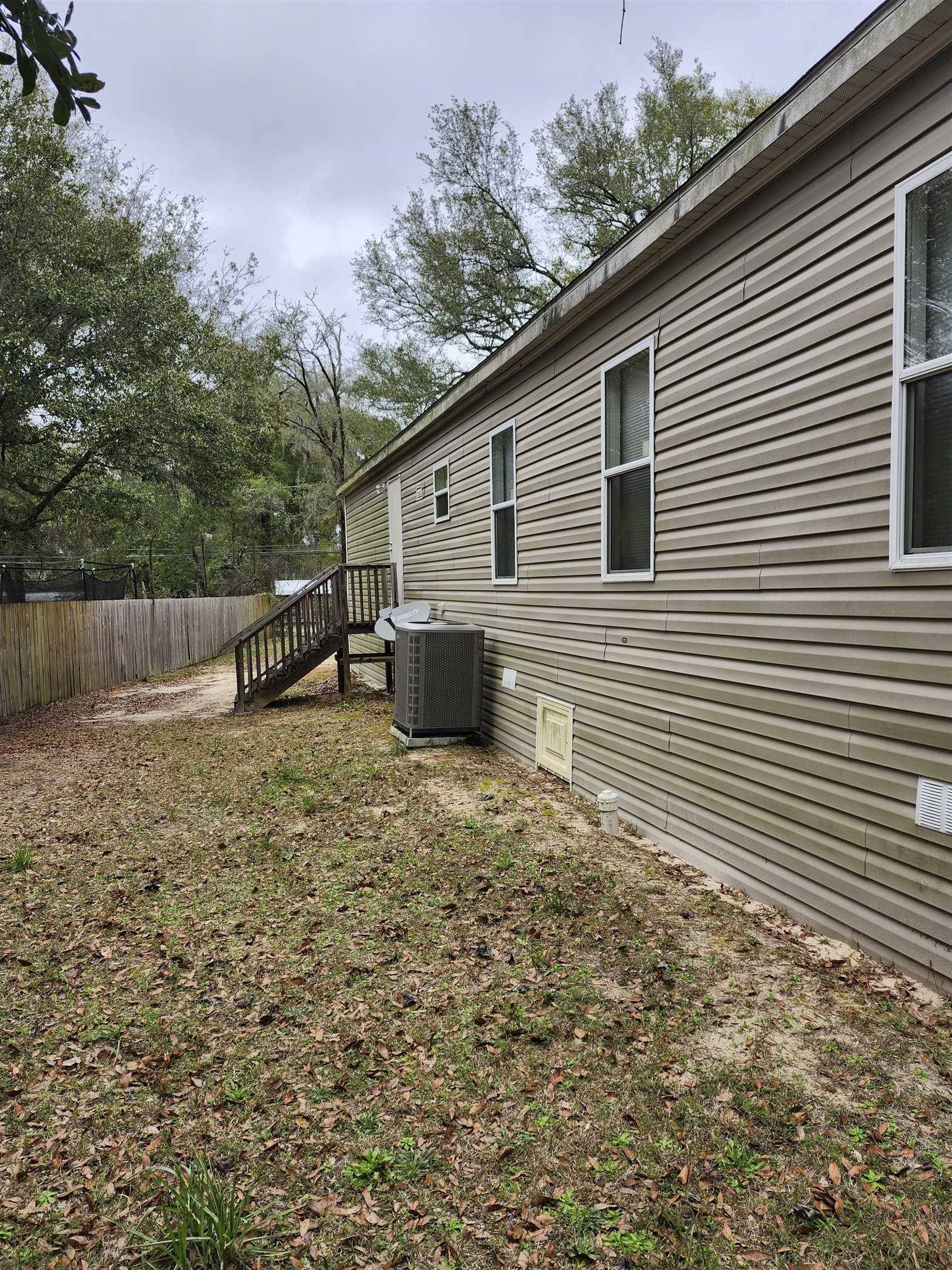 827 Ridge Road, Tallahassee, FL 32305-7076
