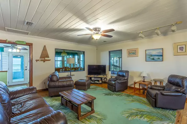 Alligator Point, FL 32346,1437 Alligator Drive