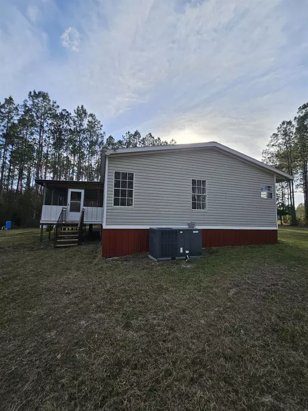 Hosford, FL 32334,31598 NE County Road 67