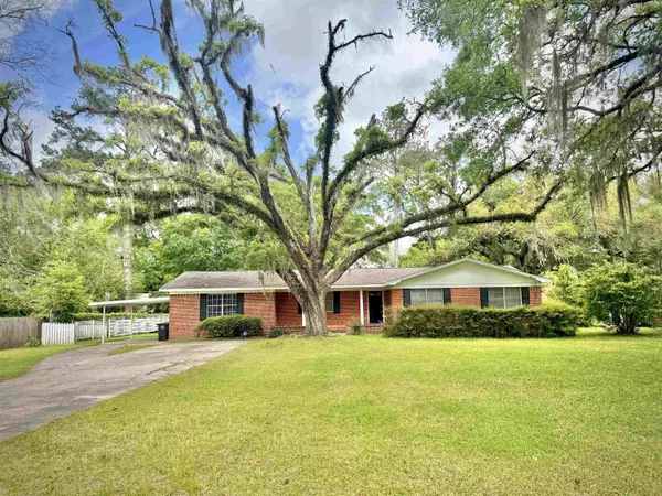 2010 Shady Oaks Drive, Tallahassee, FL 32303