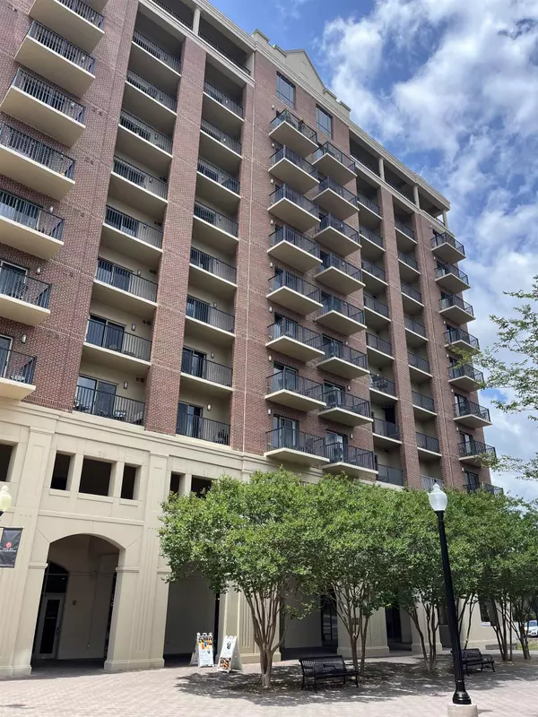 215 W College Avenue #511, Tallahassee, FL 32301