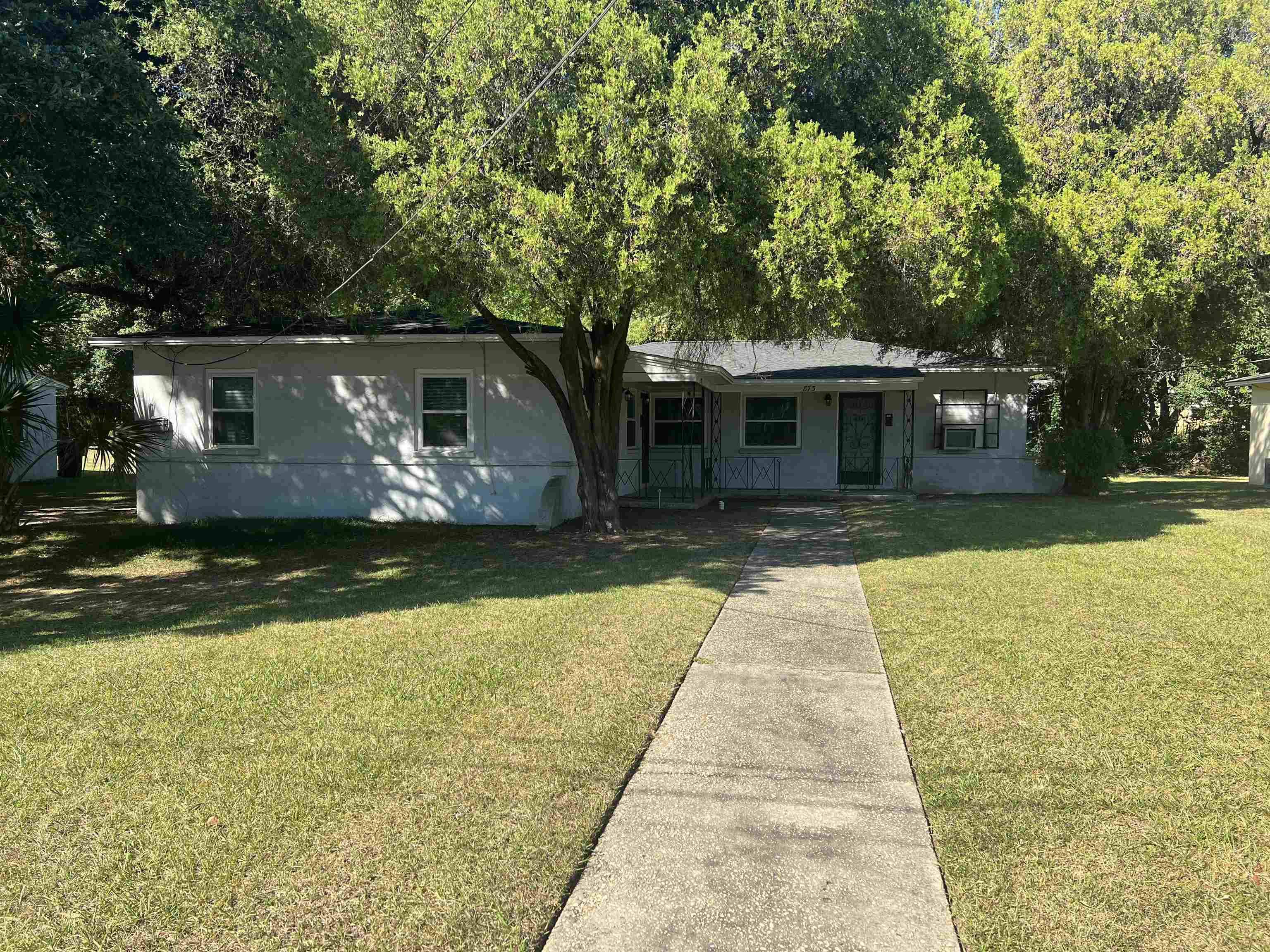 879 Campus Circle #1, Tallahassee, FL 32304