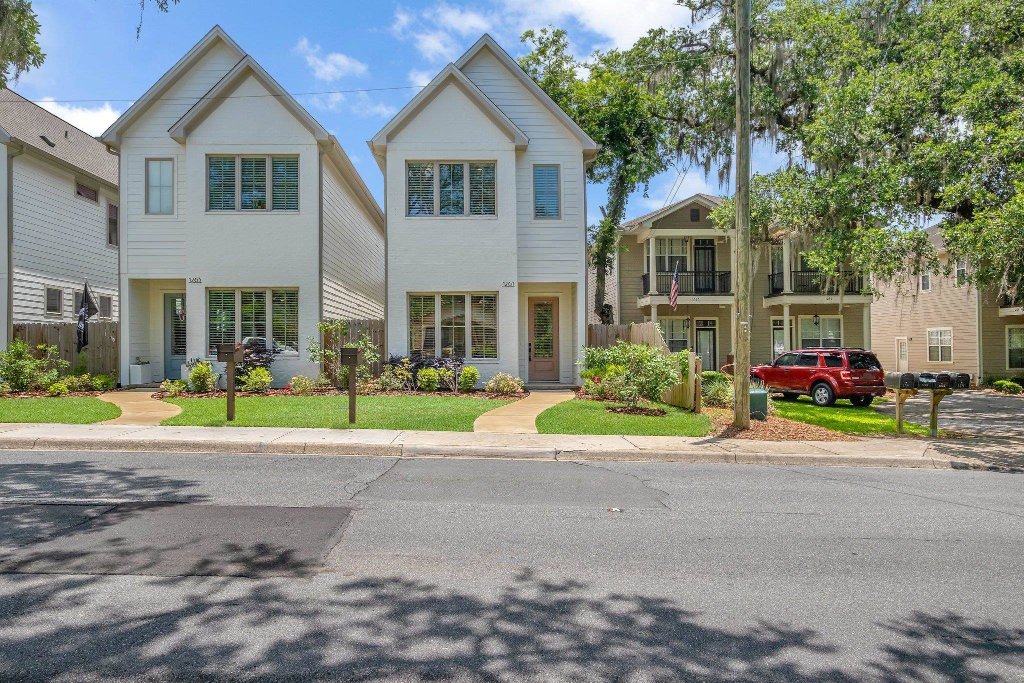 1261 N Duval Street, Tallahassee, FL 32303