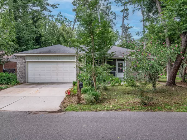 1737 Silverwood Drive, Tallahassee, FL 32301