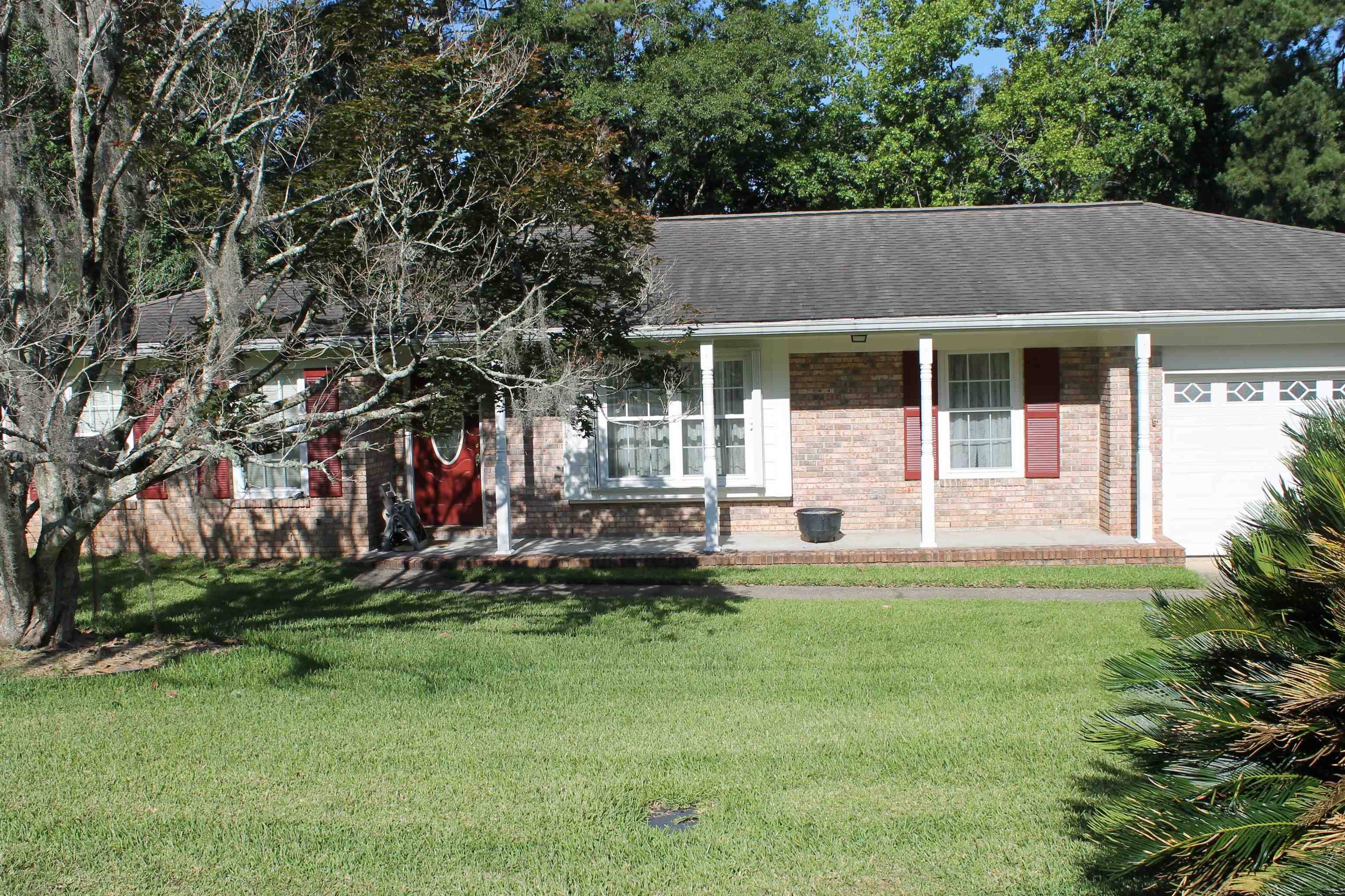 1082 Richardson Road, Tallahassee, FL 32301