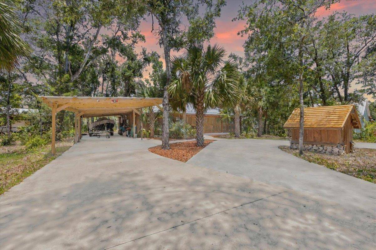 1815 NE Mabels Avenue, Steinhatchee, FL 32359