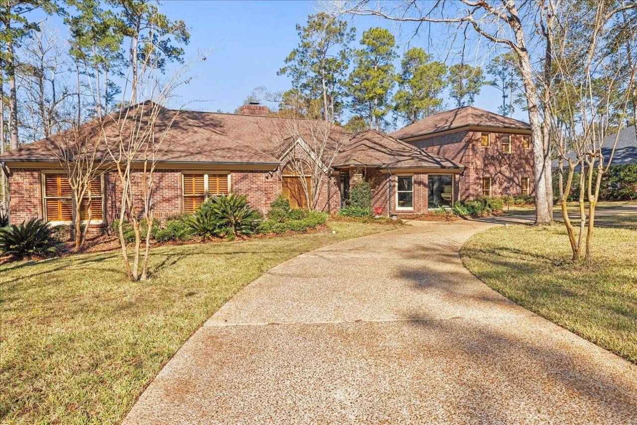 9027 Winged Foot Drive, Tallahassee, FL 32312