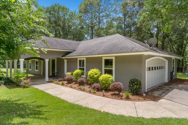 5752 Veterans Memorial Drive, Tallahassee, FL 32309