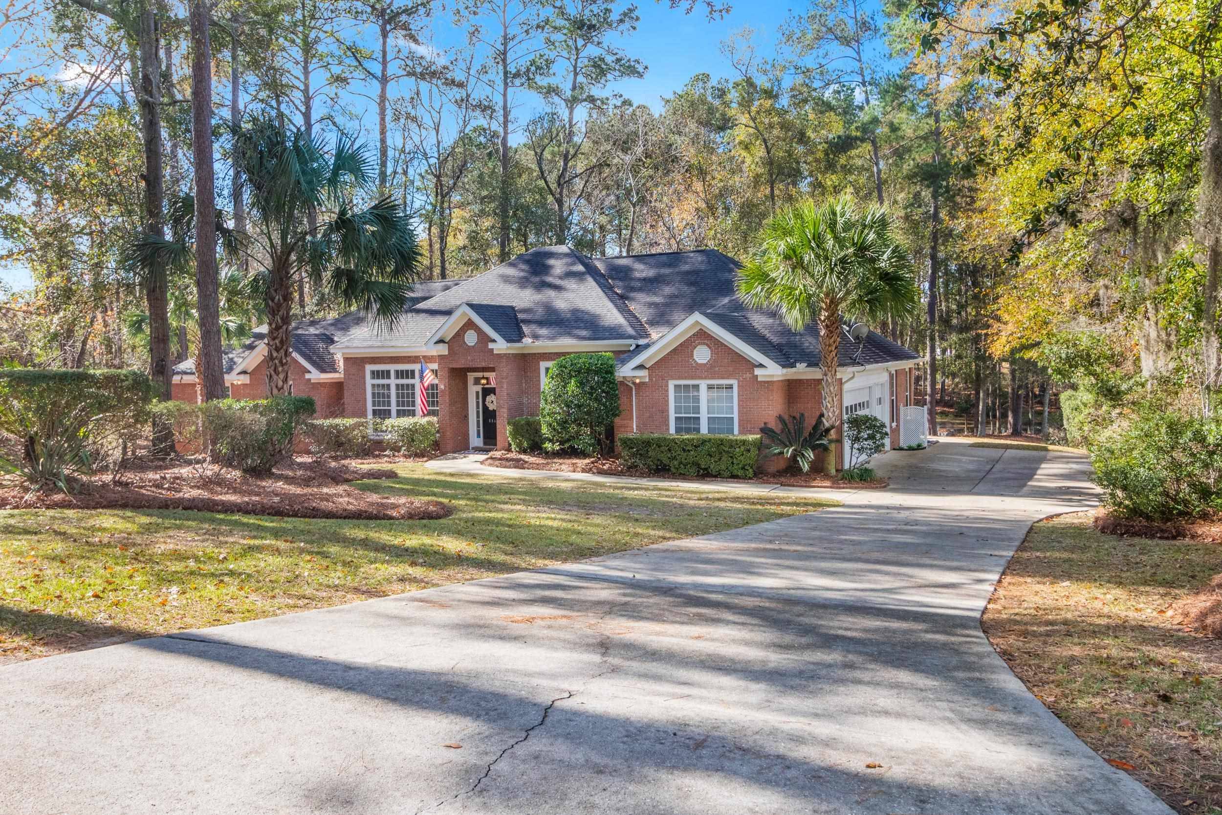 8869 Glen Abby Drive, Tallahassee, FL 32312