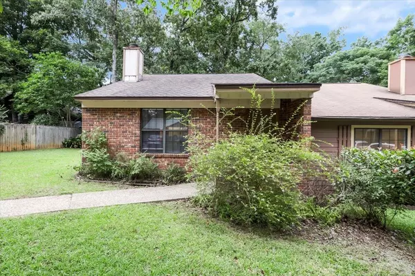 1927 Rain Valley Court, Tallahassee, FL 32309
