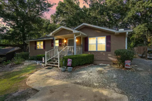 2747 Faringdon Drive, Tallahassee, FL 32303