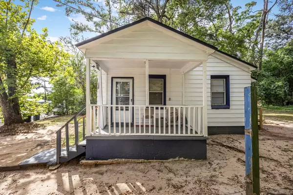 1642 Hernando, Tallahassee, FL 32304