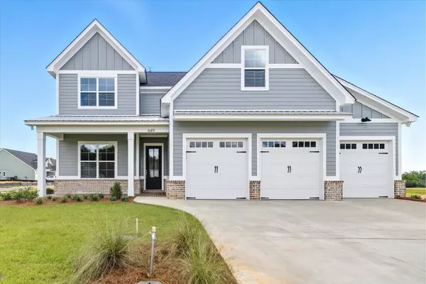 649 Knotted Pine Drive, Tallahassee, FL 32312