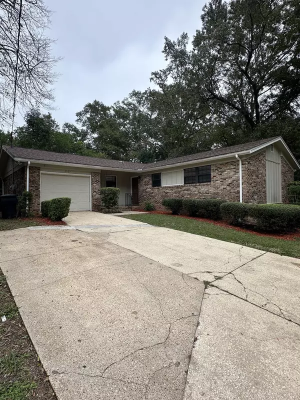 2107 Old Baindridge Road, Tallahassee, FL 32303
