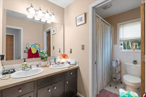 Tallahassee, FL 32304,2407 Miranda Avenue