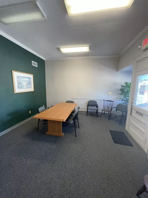 Perry, FL 32347,105 W Main Street