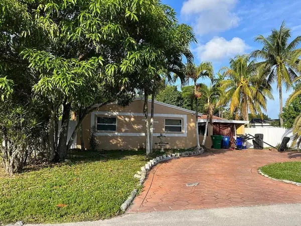 2902 SW 67th Terrace, Other Florida, FL 33023