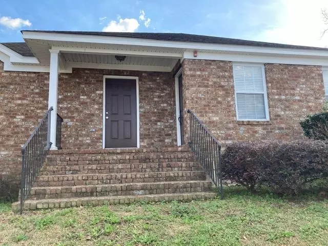 115 Jakes and Patterson, Tallahassee, FL 32301