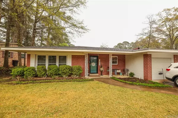 1800 W Cedar, El Dorado, AR 71730