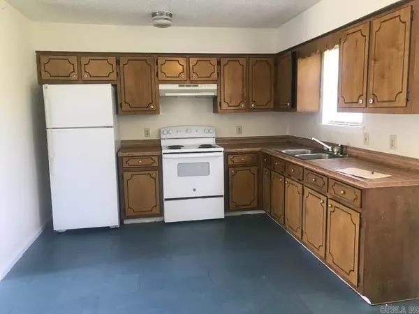 Osceola, AR 72370,124 West Alicia