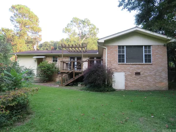 1418 Welch Street, Arkadelphia, AR 71923