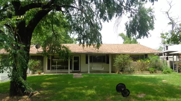 2192 HWY 355, Saratoga, AR 71859