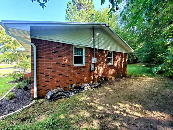 Piggott, AR 72454,1410 Heritage Park Rd