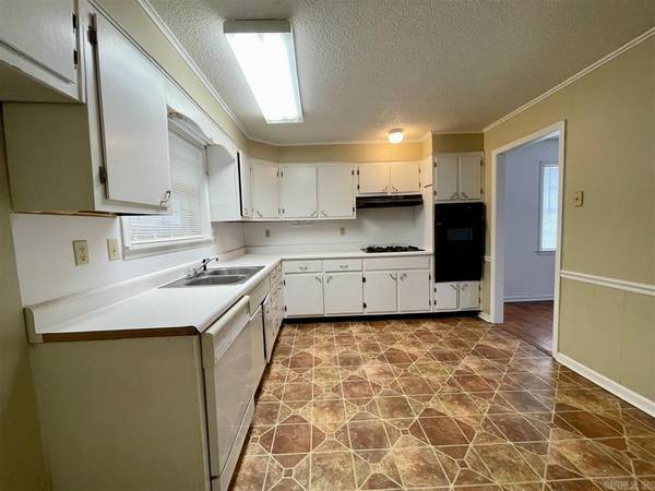 Forrest City, AR 72335,1553 SKYLINE