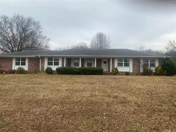 811 East Wood Street, Paris, AR 72855