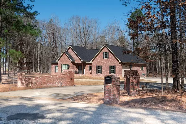 104 Ouachita 99, Louann, AR 71751