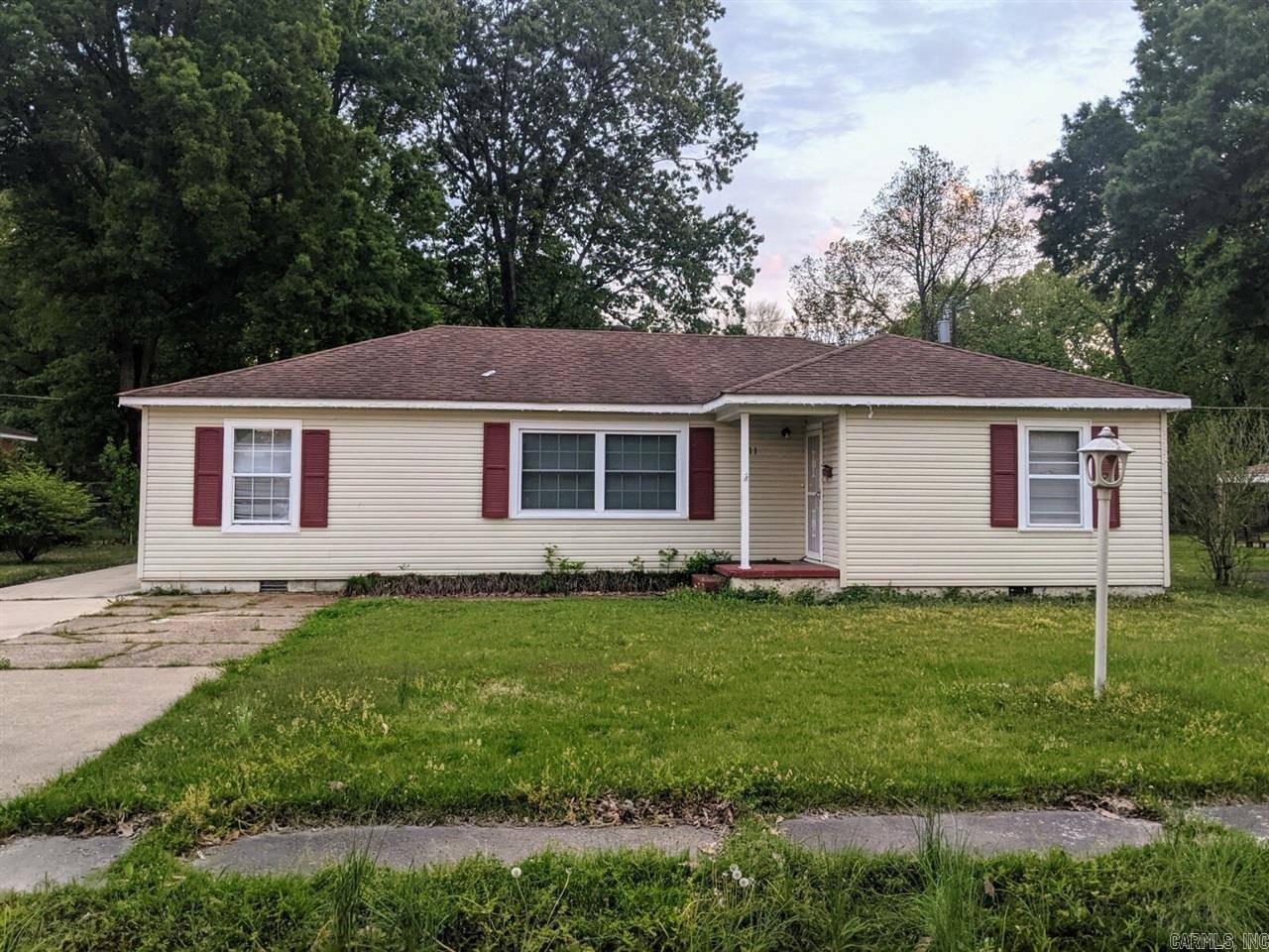 811 Forrest Ave E,  Wynne,  AR 72396