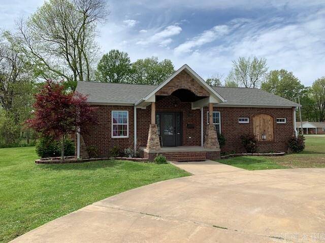 141 S 6th Ave, Piggott, AR 72454