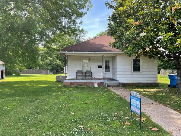 907 W. 1st Street, Corning, AR 72422