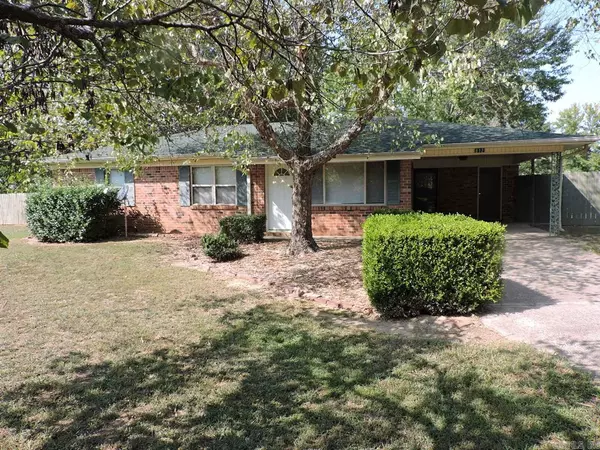 812 Tammy Drive, Waldron, AR 72958